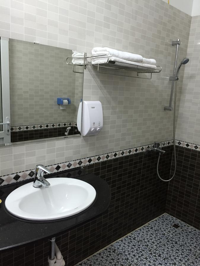 Thanh Phat Hotel Du Loc Экстерьер фото